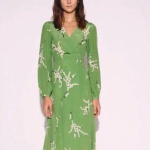 The Violette in Summer Loving Green Realisation Par Wrap Dress